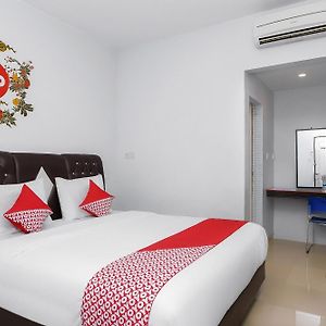 OYO 632 Hotel Mulana